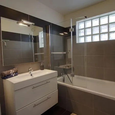 Cosy Tramway Paris Apartment Villejuif