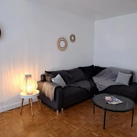 Cosy Tramway Paris Apartment *